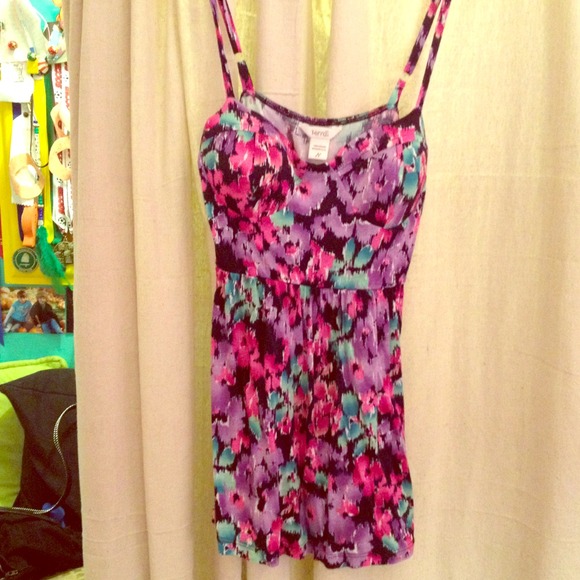 Floral flowy tank