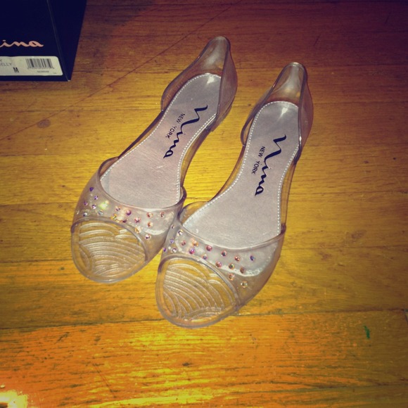 SALE!! BNWT Nina Jeweled Clear Jelly Shoe