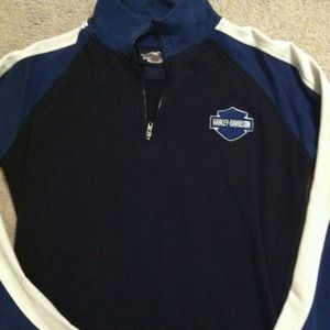Harley Davidson sweatshirt.