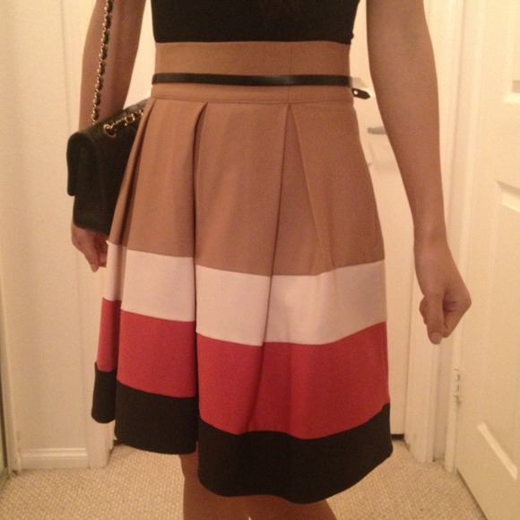 Zara colorblocked skirt - Picture 3 of 4
