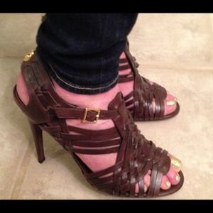 NWT Tory Burch Coconut Sandals