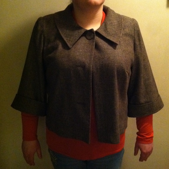 SOLD!!!!!!!! Tweed professional blazer