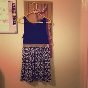 Cute Black & White Dress