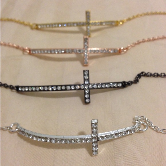 💥💥SOLD💥💥🌟NEW🌟 Rhinestone bracelet