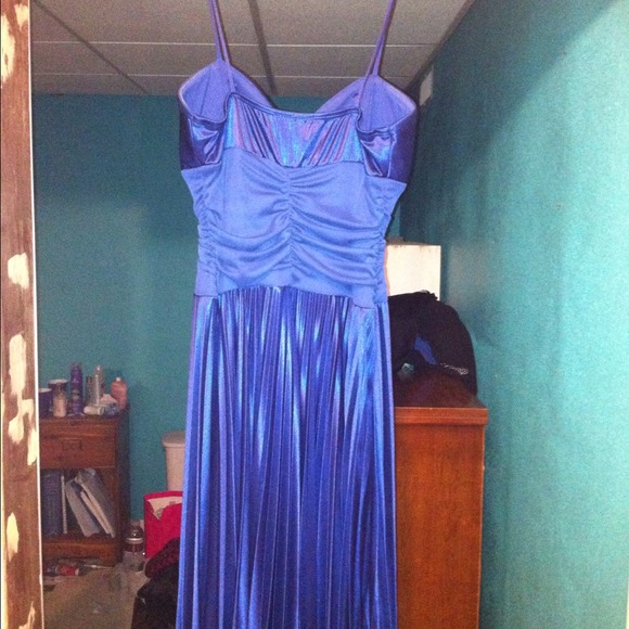 Blue formal dress knee length only worn once! - Picture 2 of 2