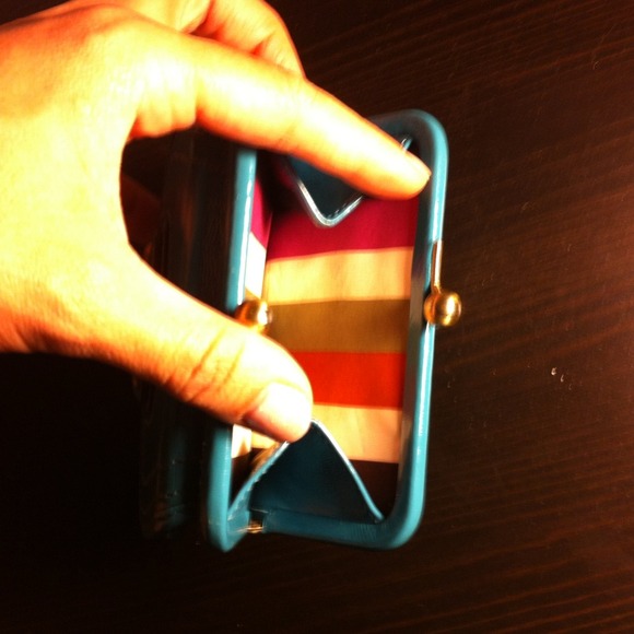 💯 % Authentic Coach Wallet - Picture 4 of 4