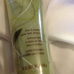 "Traded". Lotus body cleanser