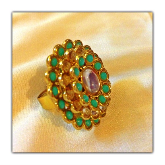 Vintage Aqua-green Gold Ring