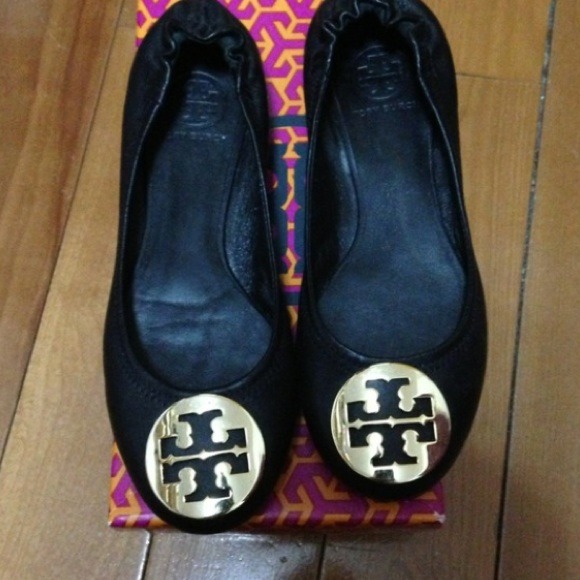 Authentic Tory Burch Reva Flats