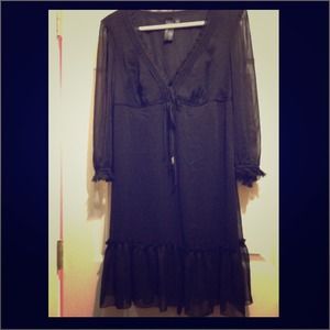 REDUCED❗Guess vintage-style black dress