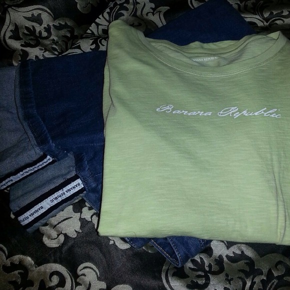 Banana republic capris and tshirt