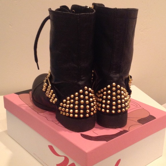 Black Stud Leather Biker Motorcycle Lace Up Boots - Picture 4 of 4