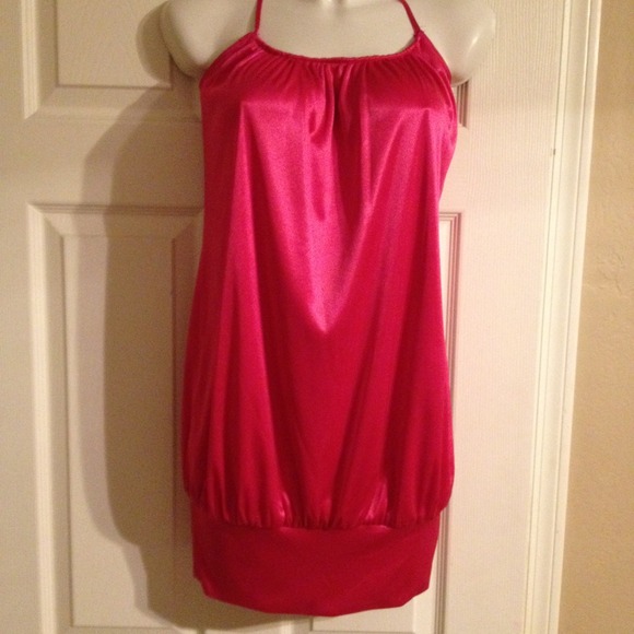 Dresses & Skirts - Hot pink dress