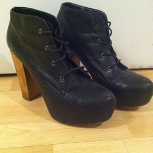 Steve Madden Boots Size 10