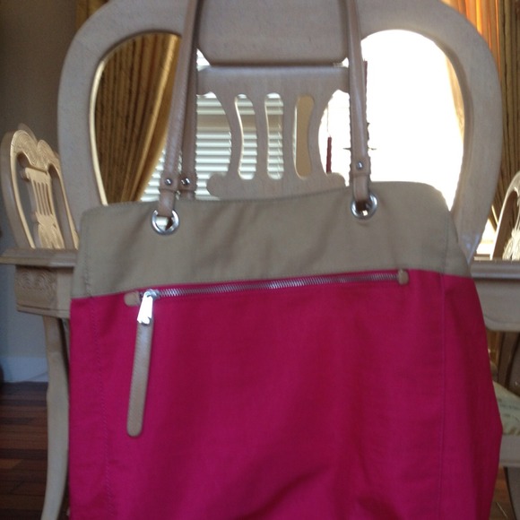 Banana Republic tole bag. - Picture 1 of 2