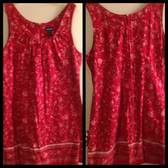 🚫SOLD🚫Cute summer dress with floral design