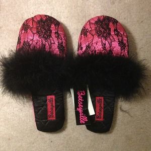 Betseyville Slippers