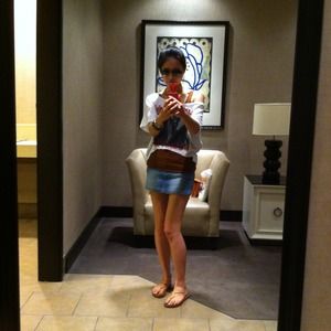 Cute denim mini skirt!!