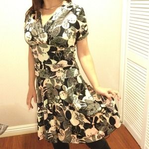 2 Flower pattern dresses