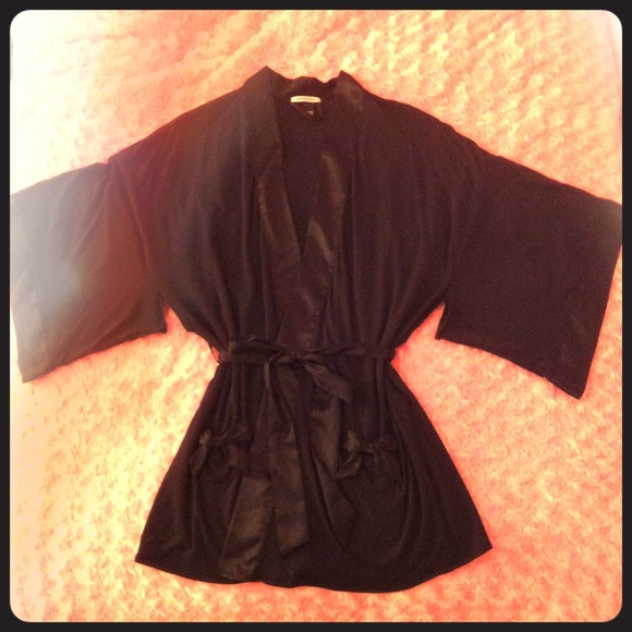 Sexy Victorias Secret Kimono Robe