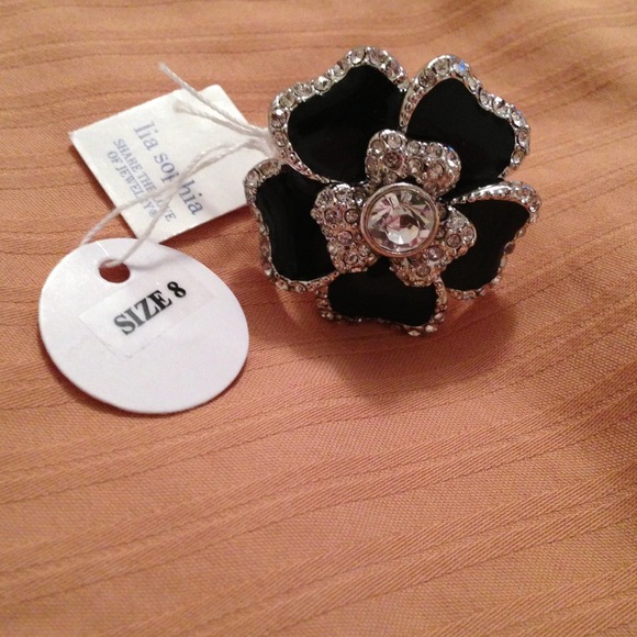Lia Sophia flower ring
