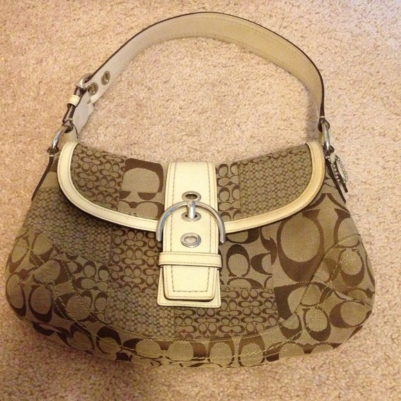 Coach Signature Purse - Picture 1 of 4