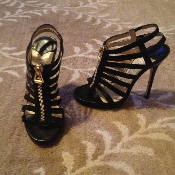 Reduced!! Gorgeous Jimmy Choo - Size 6
