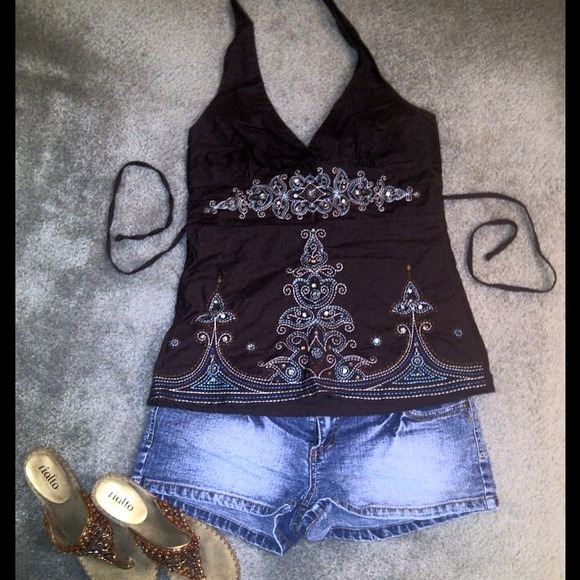 Bold embroidered brown halter top. - Picture 2 of 3