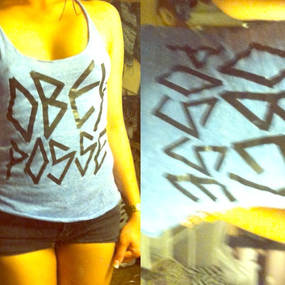 Obey tank