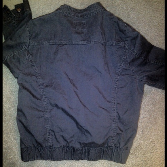 3/4 sleeve grey zipper jacket - Picture 2 of 3