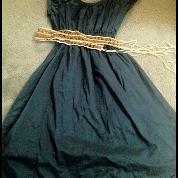 **Bundled 4 carla1736**  green peasant dress - Picture 3 of 3