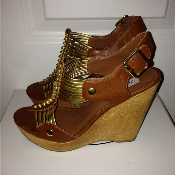💥SOLD💥Tuscaan Cognac Wedges - Picture 3 of 4