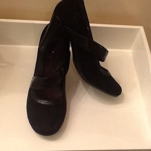 RESERVED for @sarahpayne Aerosols Mary Jane Pumps