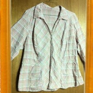 Cute shirt size 2-3X pink plaid pearl snap closure