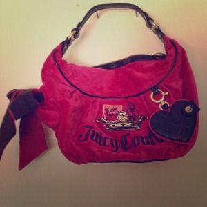 *Reserved for gatorlover36"Juicy Couture Purse