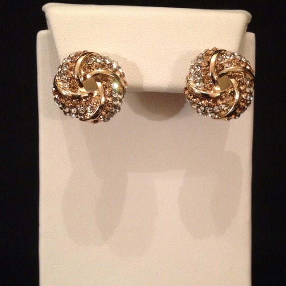 Fashion Jewelry Jewelry - Studded studs