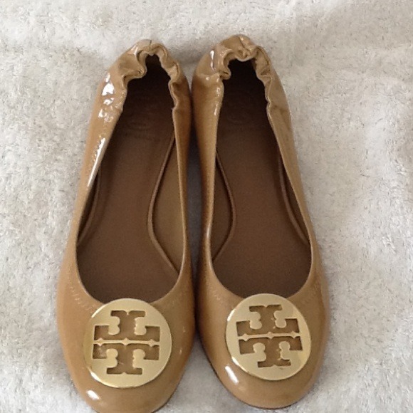 Patent leather tan Tory Burch Reva flats