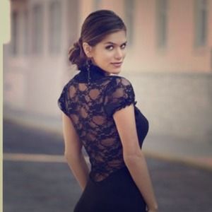 I can't find a bra I like with this!