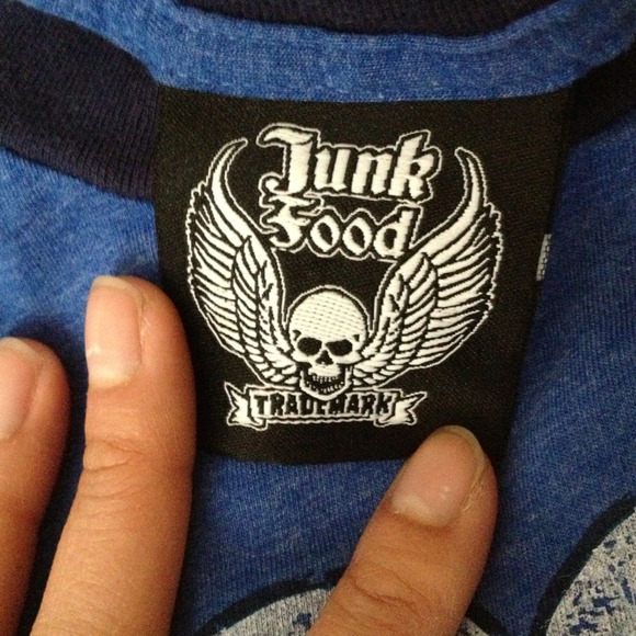 🚫SOLD🚫Reduced✨BUNDLE--4 in 1 comfy t shirts ☺ - Picture 3 of 3