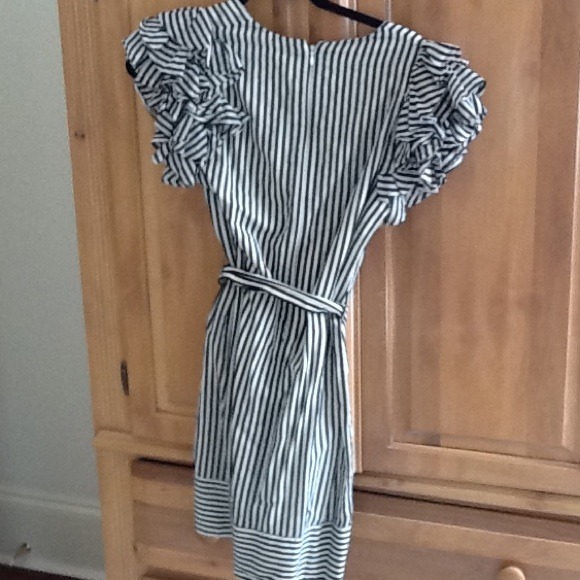 PRICE SLASH French Connection b&w stripes NWT - Picture 3 of 3
