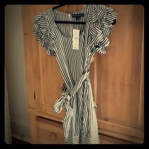 PRICE SLASH French Connection b&w stripes NWT