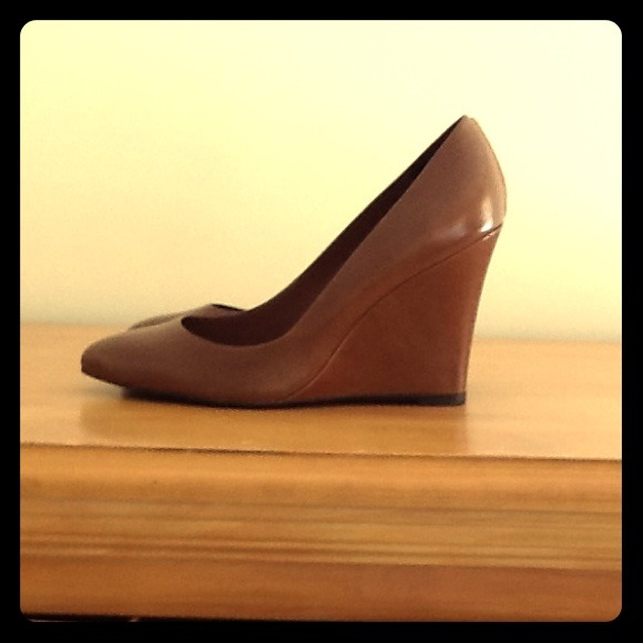 Delman Faryl Brown Wedge heels. Worn once. 8 1/2 - Picture 1 of 4
