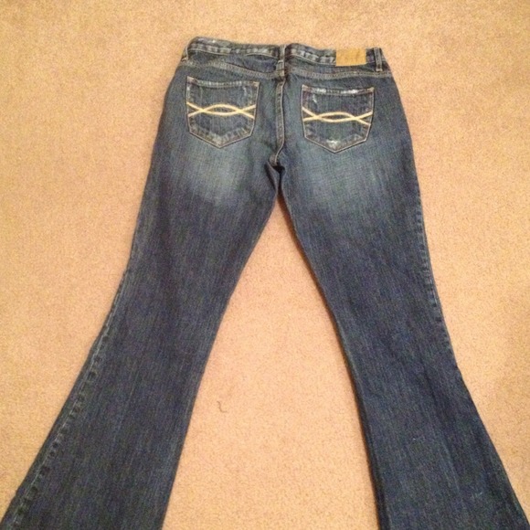 🌟Sold🌟Jeans - Picture 2 of 3