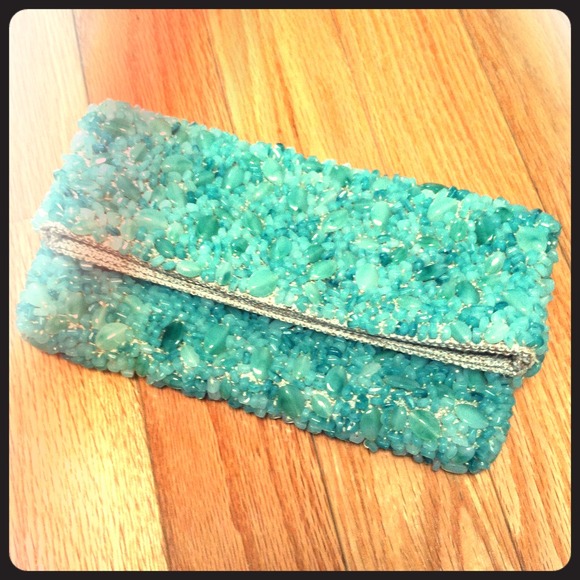 ***SOLD***Banana Republic Stone Clutch in jade