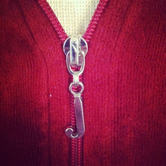 *Authentic* JUICY COUTURE Sz M Red velour Zip Up - Picture 3 of 4