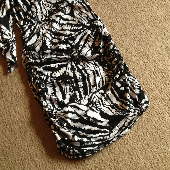 One Shoulder Dress with Kimono Sleeve - Picture 3 of 4