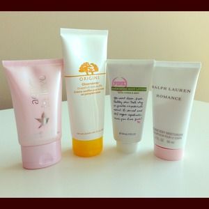 Bundle of 4 body lotions with VS To-Go Travel Bag