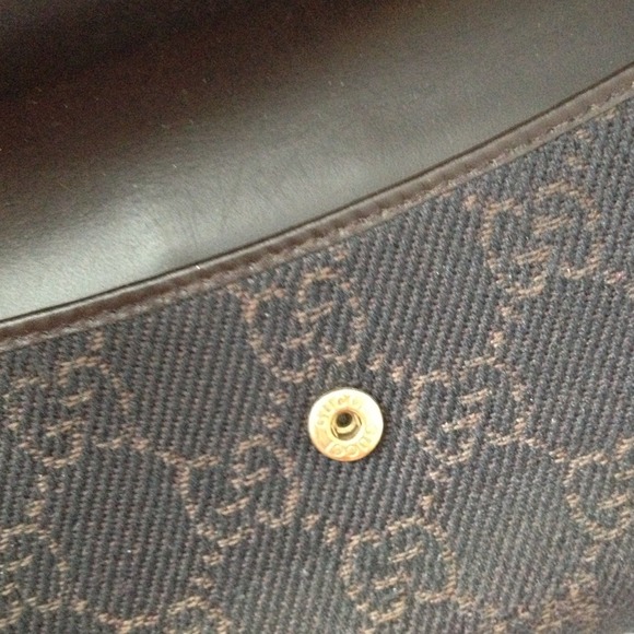 Authentic Gucci wallet - Picture 2 of 4