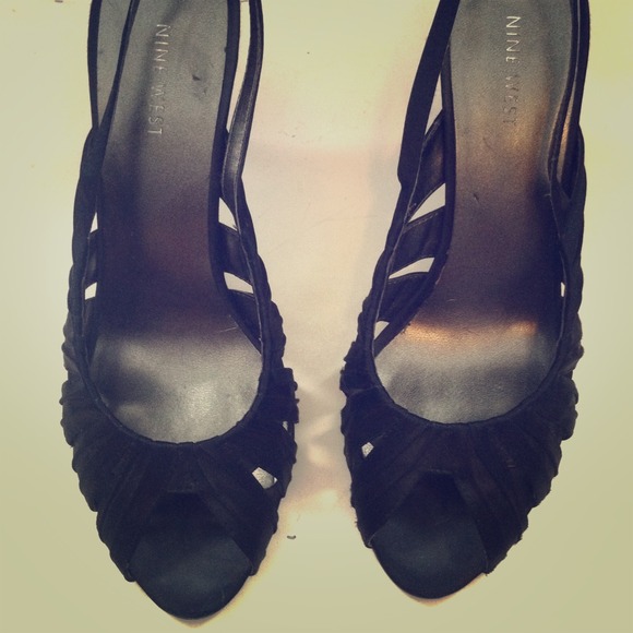Nine West sling back heel