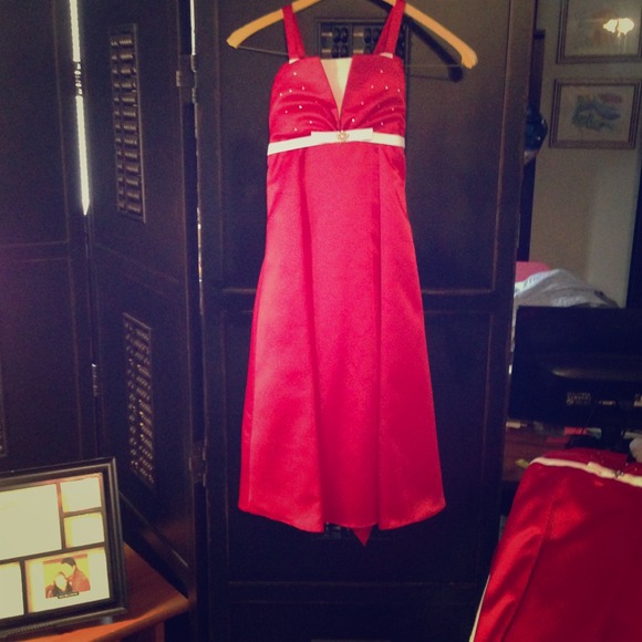 Formal children's dress..